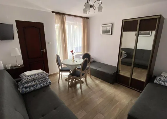 Claudia Sylwia Anna Kosieradzka Pansiyon *